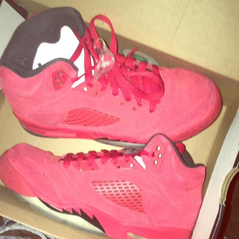 Red Jordan 5s